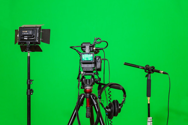 Pro Gaff Chroma Green for film & entertainment industries - to use with green screens