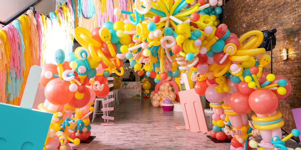 Fun and colorful youthful Balloon design in a birthday party.